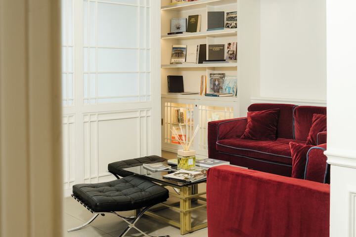 Entrance & Lobby