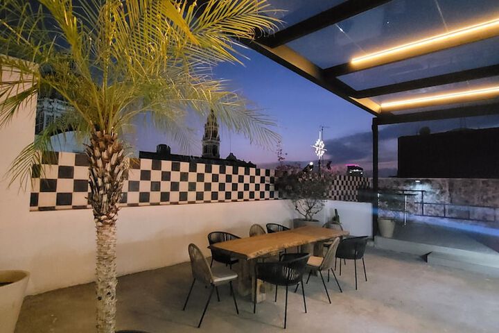 Sundeck 123 of 135