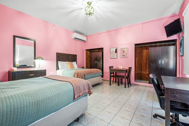 Room 6 of 37