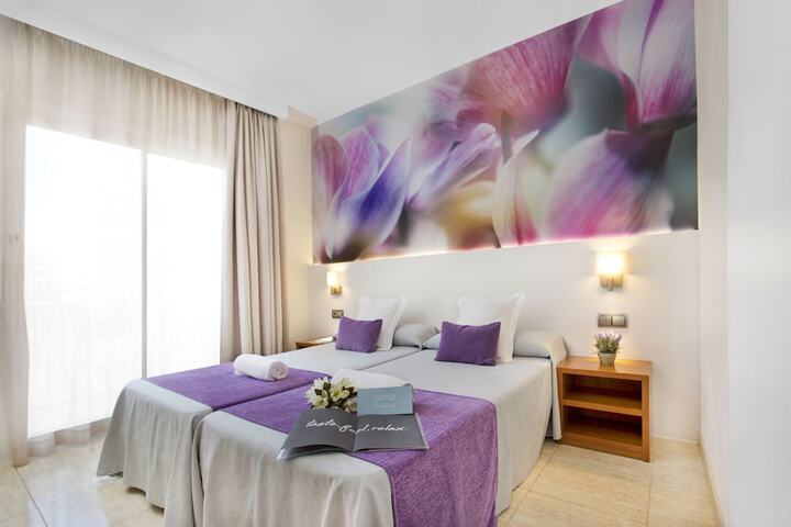 Room 16 of 109