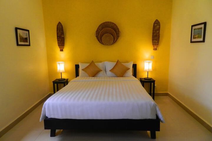 Room 16 of 36