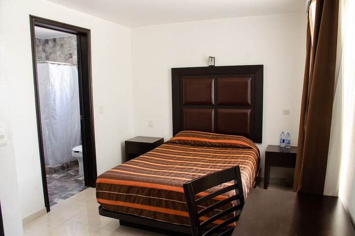 Room 16 of 44