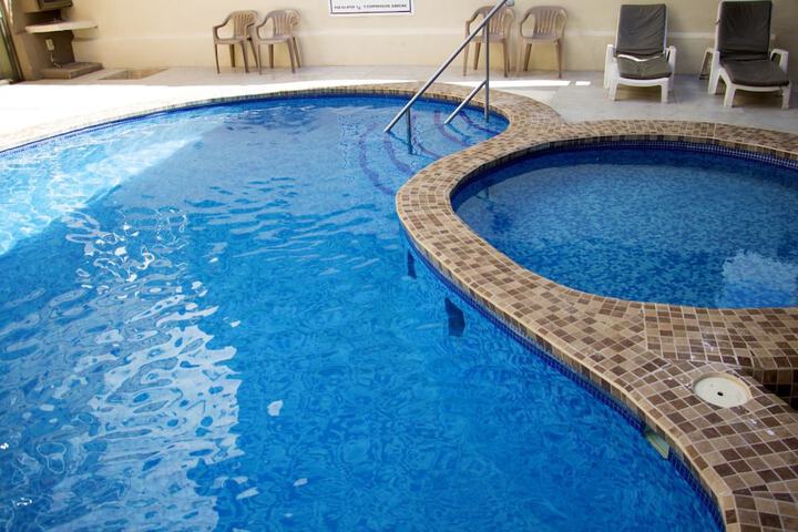Hotel Pool