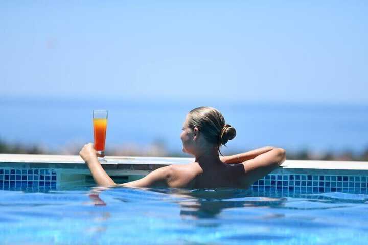 Pool 92 of 169