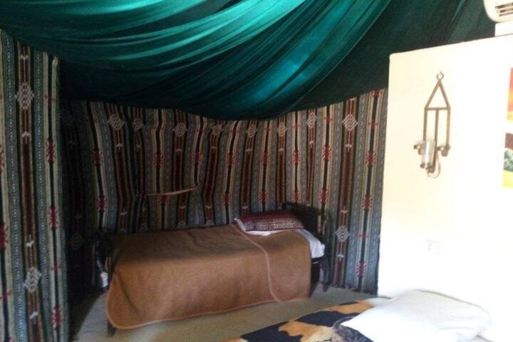 Room 22 of 146