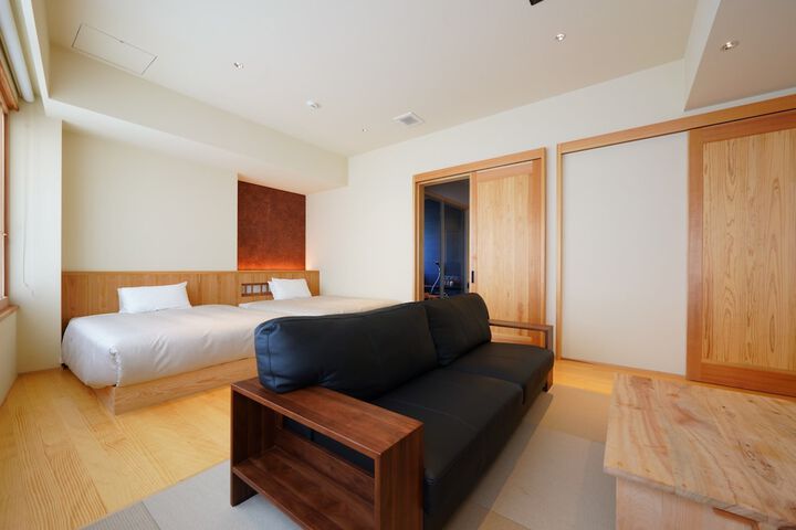 Room 11 of 70