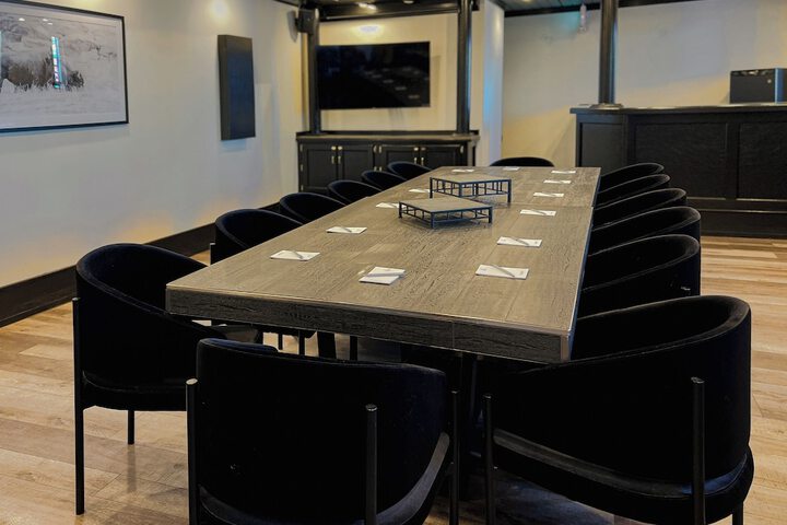 Meeting facility