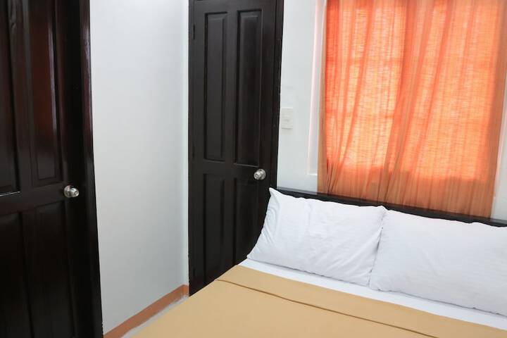 Room 25 of 49