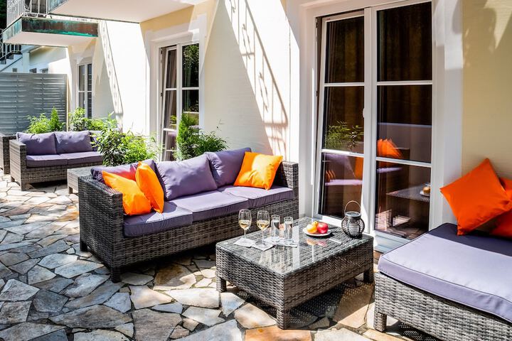 Sundeck 29 of 32