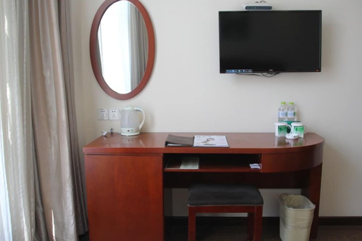 Room 45 of 61