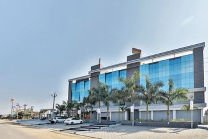 Oyo 11399 Hotel Landmark