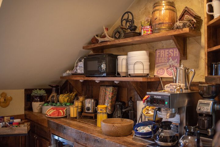 Breakfast/Coffee Service 50 of 100