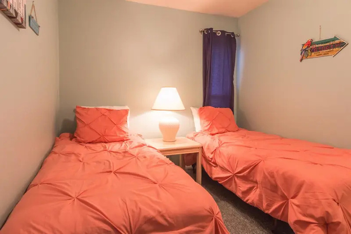 Room 2 of 12