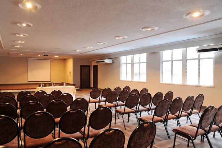 Meeting 196 of 207
