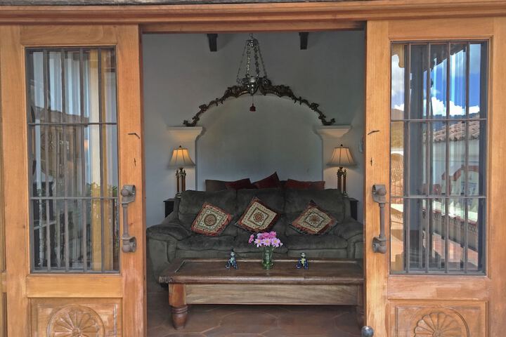 Room 9 of 26