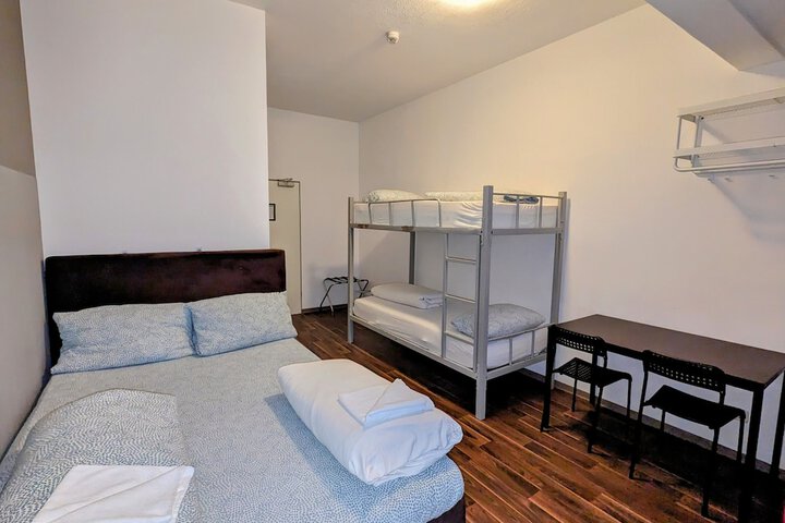 Room 65 of 150