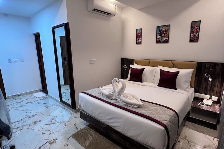 Room 12 of 20