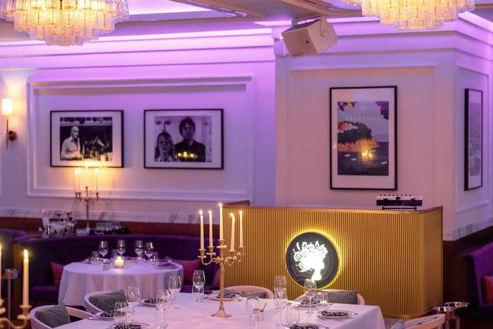Dining 78 of 160