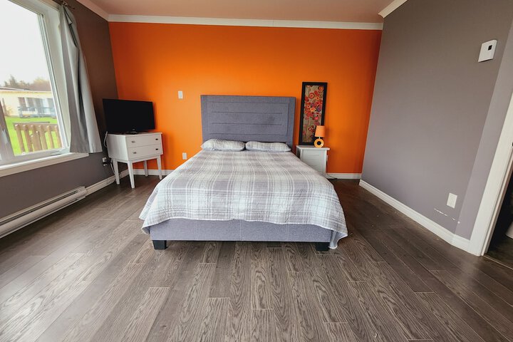 Room 45 of 106