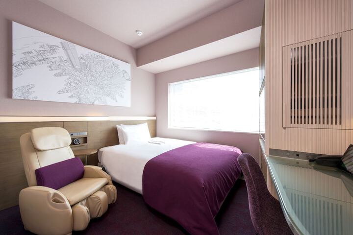 Room 7 of 38