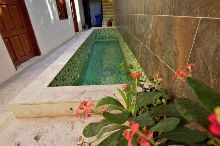 Pool 16 of 23