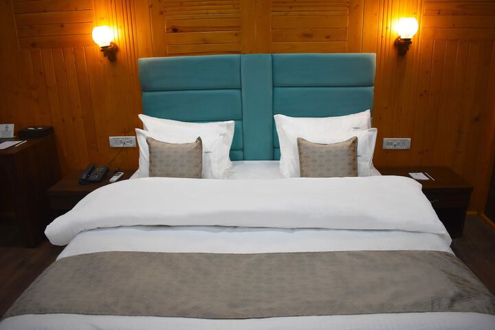 Room 3 of 11