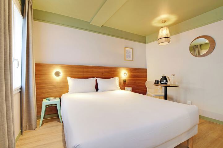 Room 5 of 21