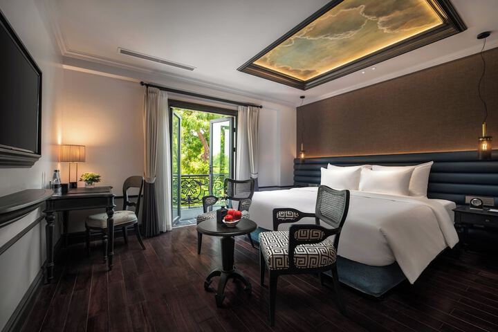 Room 42 of 127