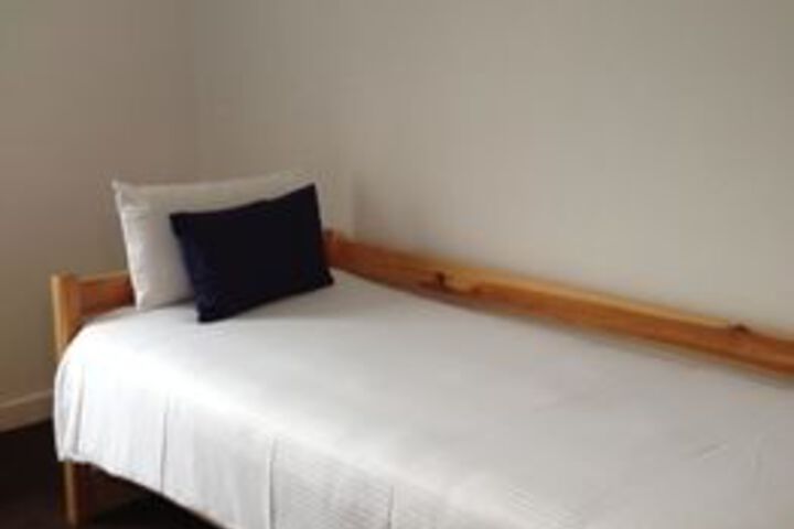Room 35 of 69