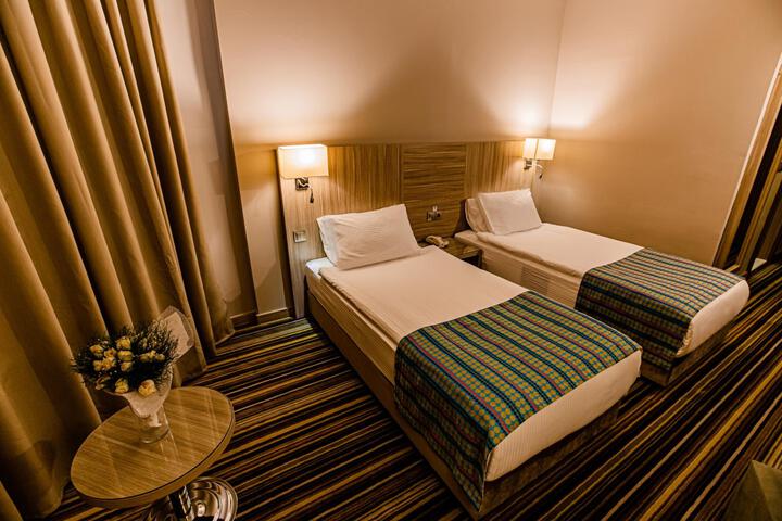 Room 16 of 56