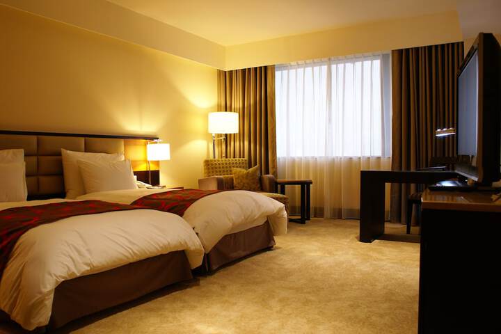 Room 9 of 47