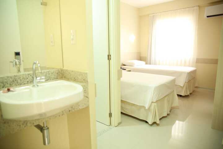 Room 17 of 25