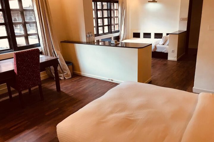 Room 28 of 130