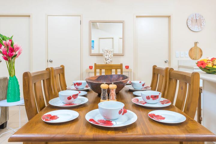 Dining 17 of 28