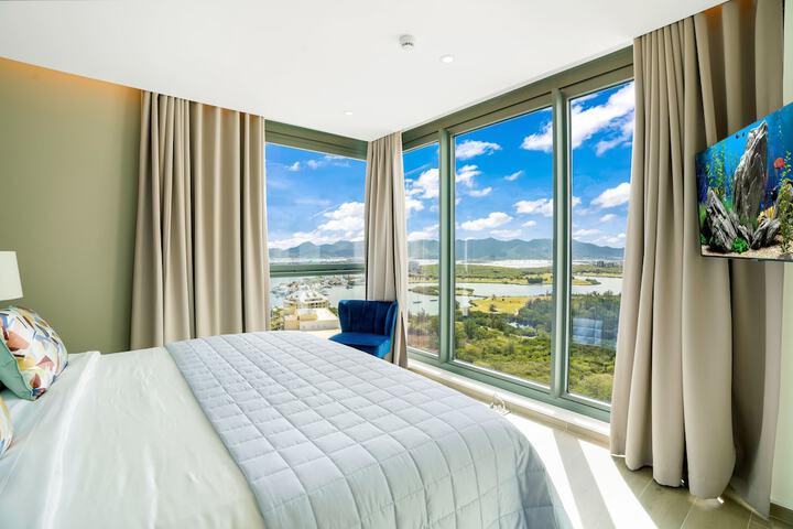 Room 55 of 1000