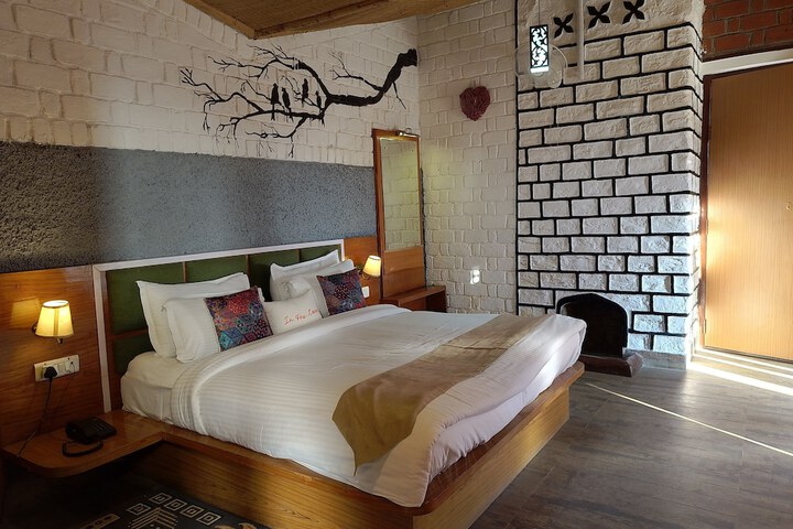 Room 18 of 82