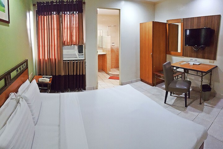 Room 17 of 69
