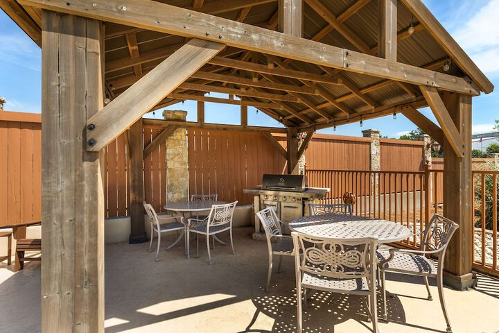 BBQ/picnic area