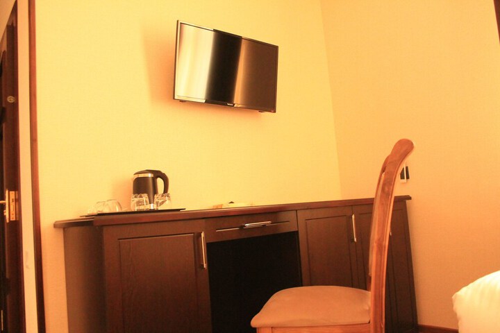 Room 26 of 61