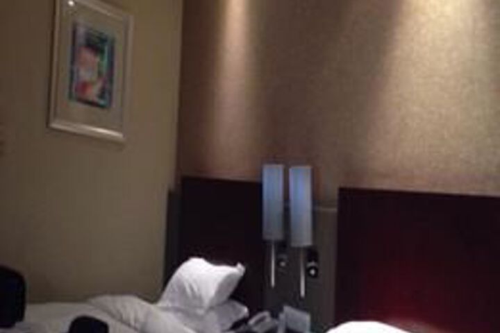 Room 4 of 14