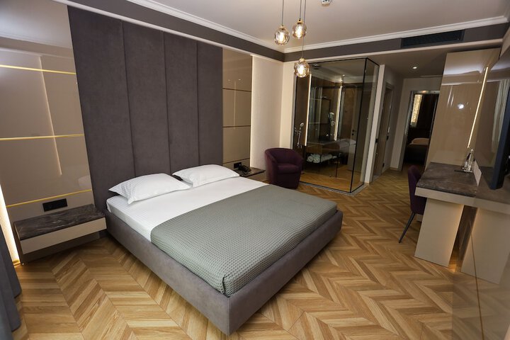 Room 29 of 45