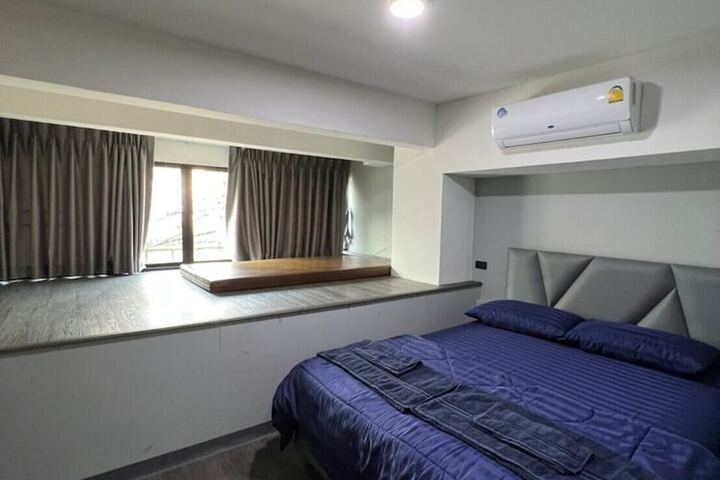 Room 15 of 38