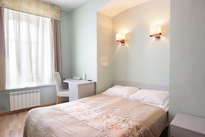 Room 3 of 53