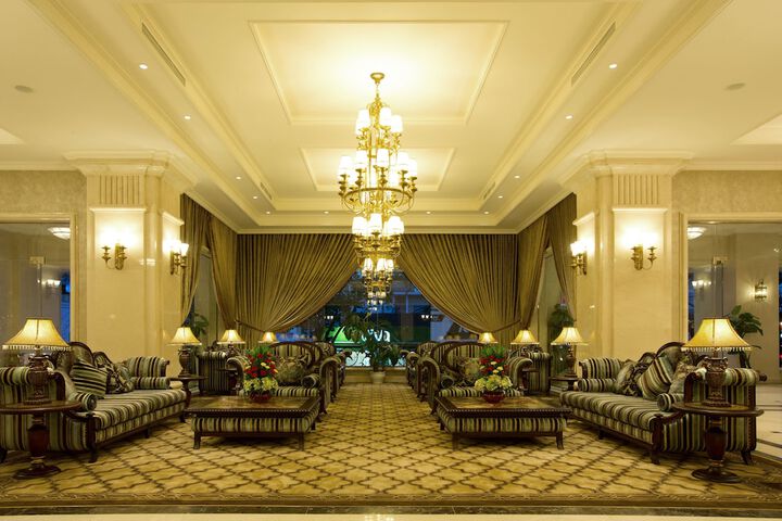 Lobby Entry