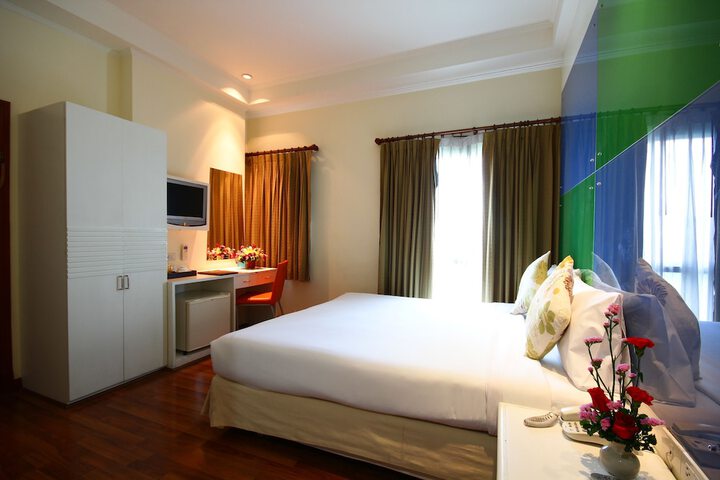 Room 20 of 64