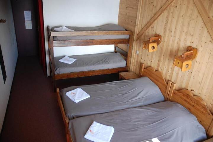 Room 8 of 26