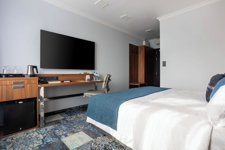 Room 43 of 86