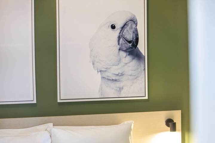 Room 14 of 30