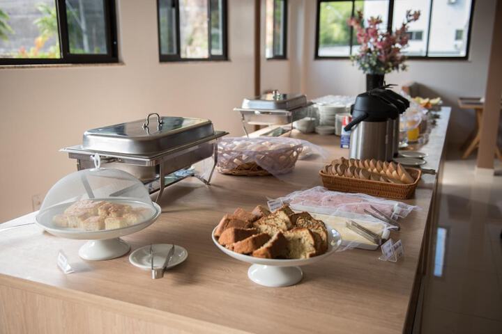Dining 19 of 29