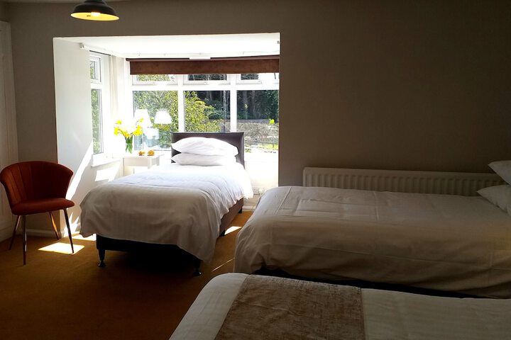Room 5 of 38